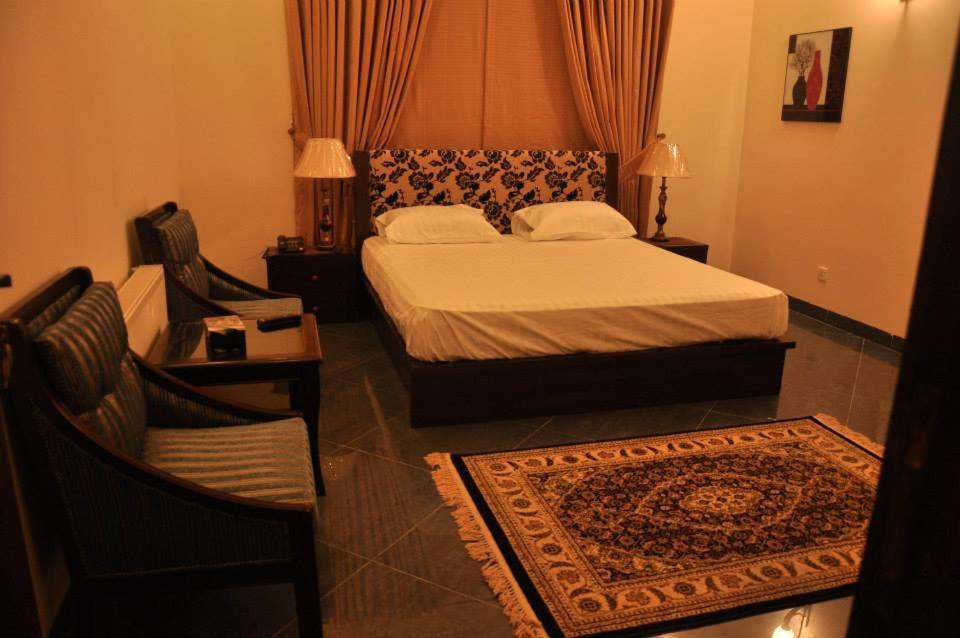 Reina Boutique Hotel - G9 Islamabad Exterior photo